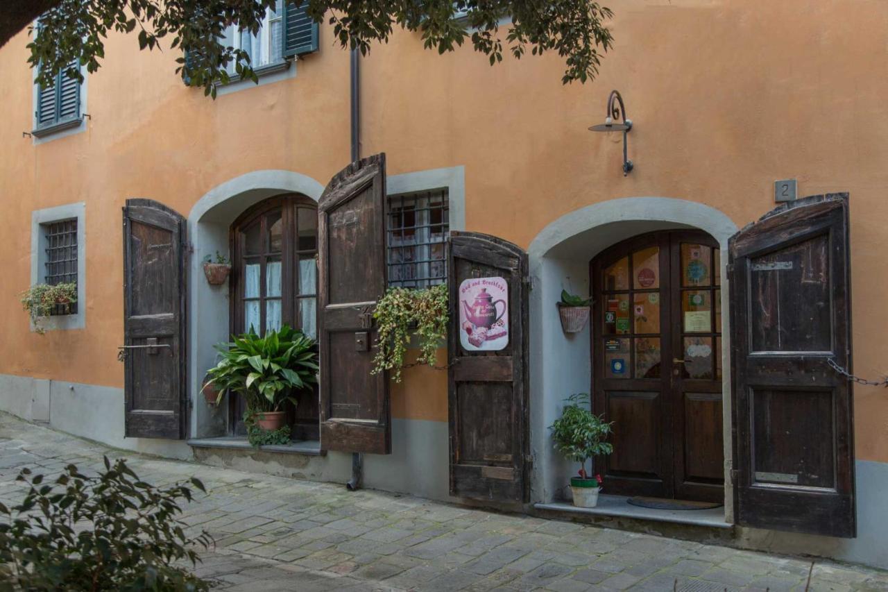 Antica Casa Dei Rassicurati Bed & Breakfast Montecarlo Eksteriør bilde